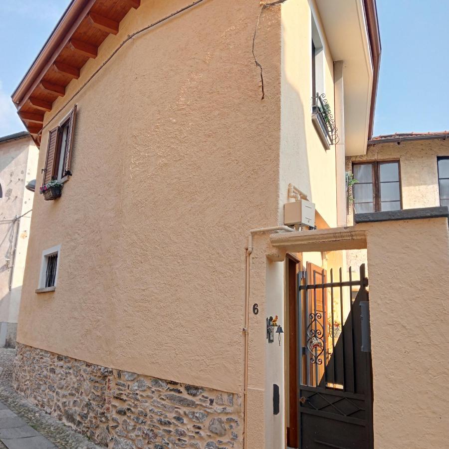 Casa Di Dario Villa Pettenasco Exterior photo